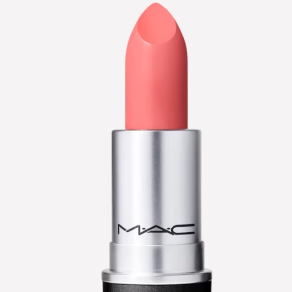 MAC Retro Matte Lipstick Runway Hit - Picture 11 of 16